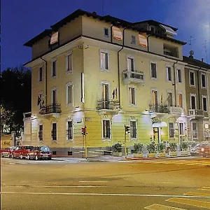 Florence Отель Милан